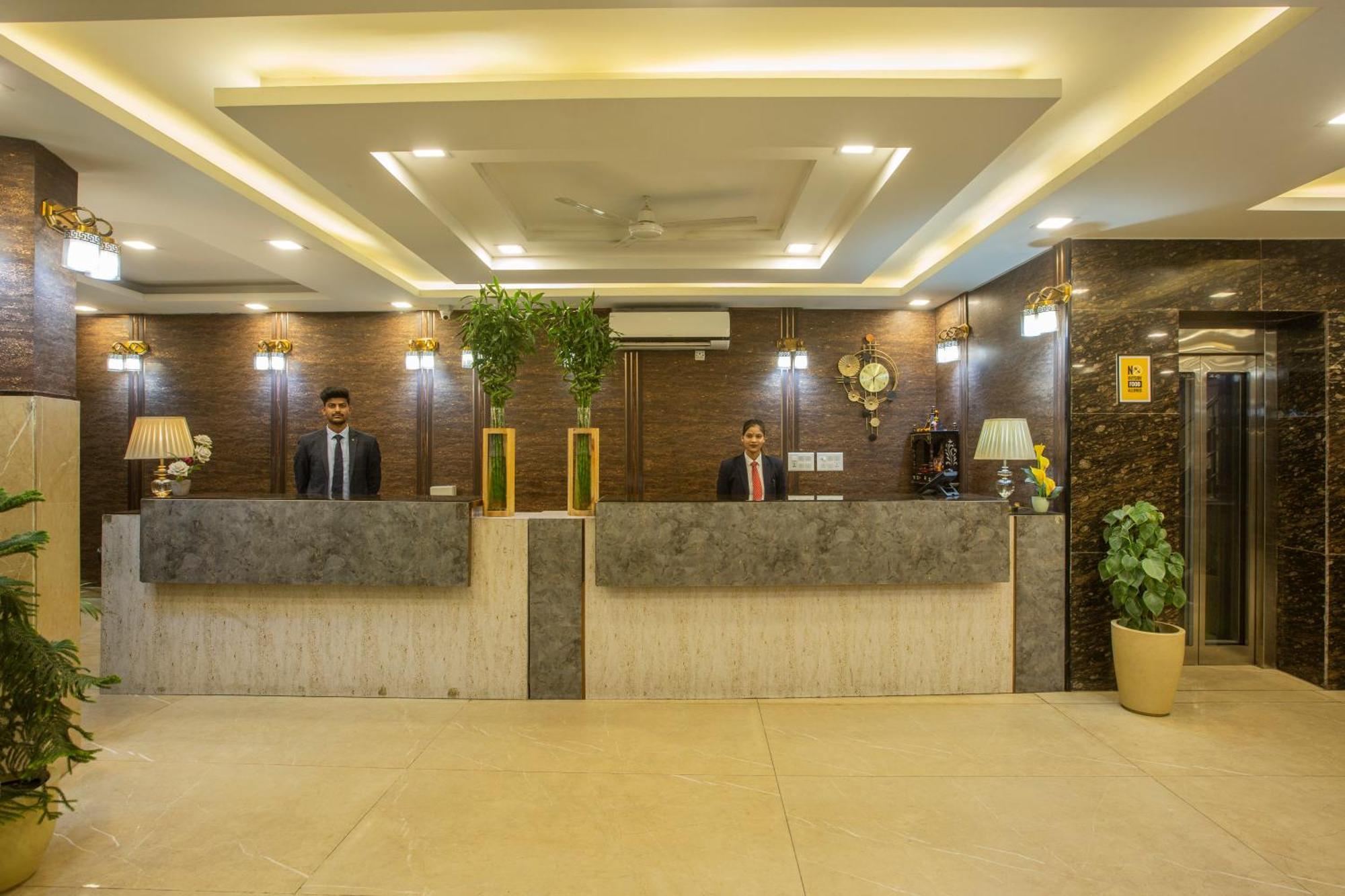 Hotel Prithvi-Raj Near Delhi Airport New Delhi Buitenkant foto