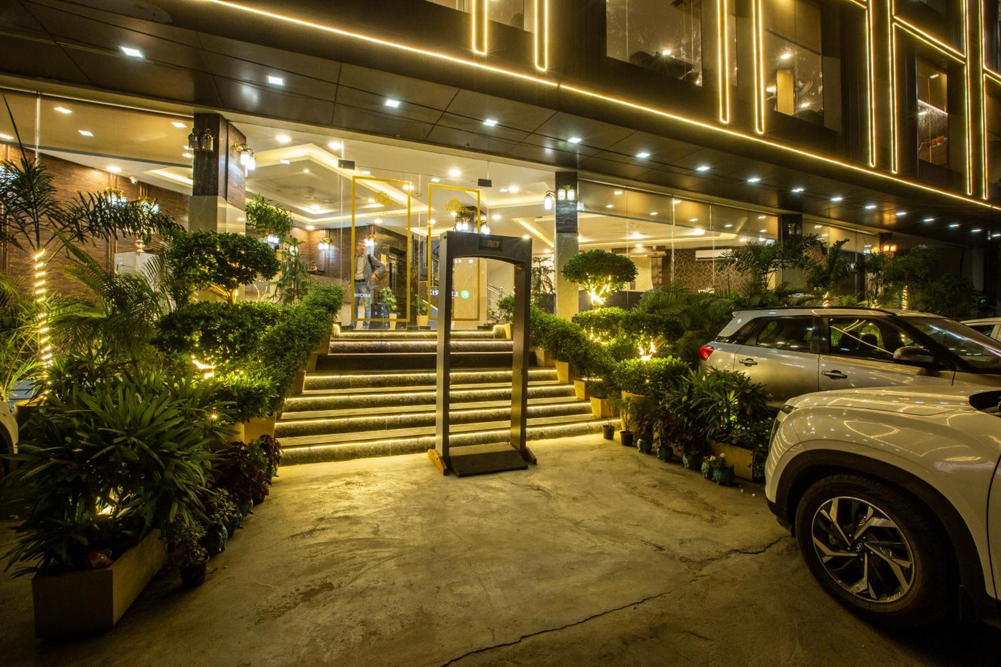 Hotel Prithvi-Raj Near Delhi Airport New Delhi Buitenkant foto