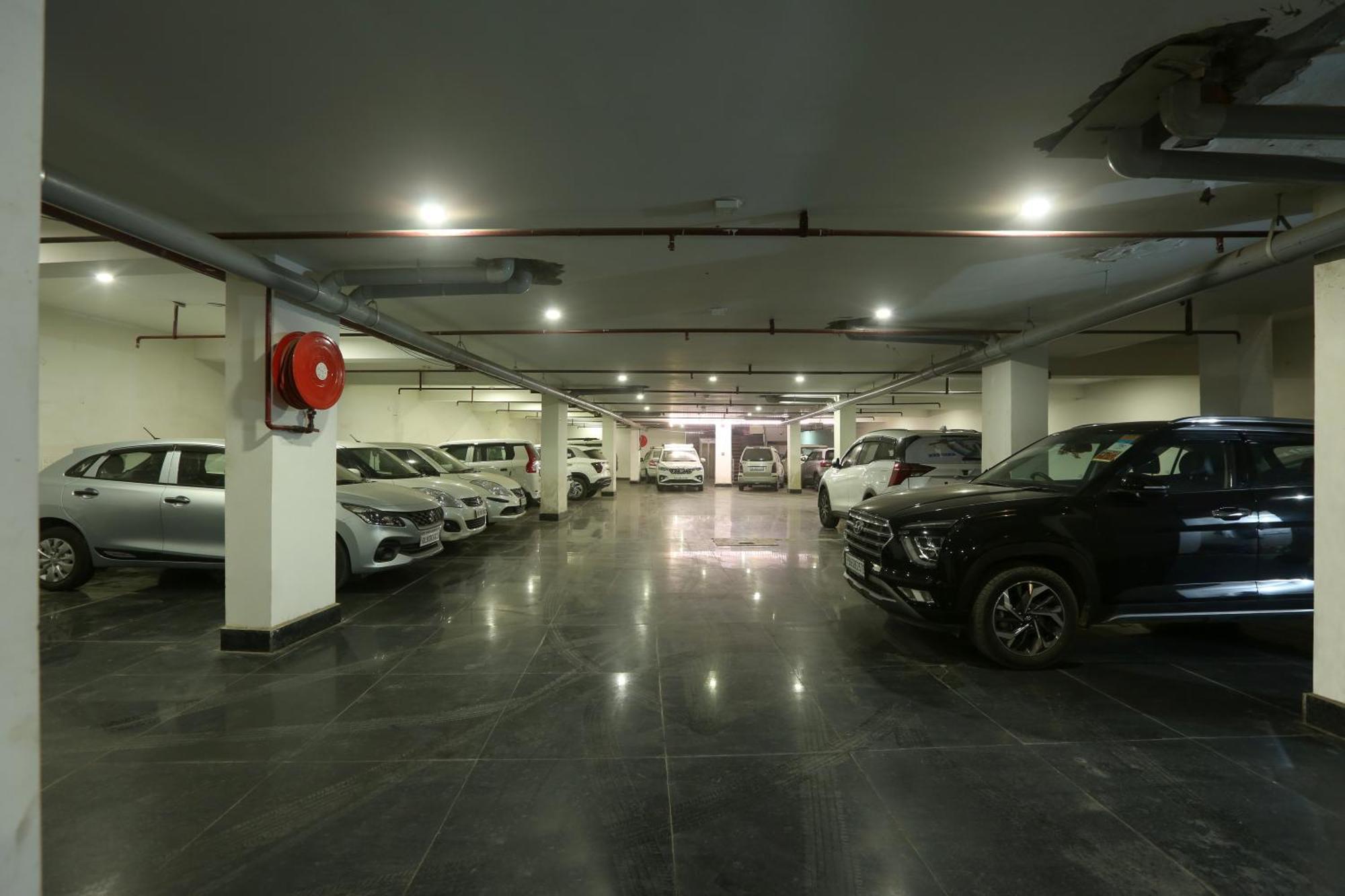Hotel Prithvi-Raj Near Delhi Airport New Delhi Buitenkant foto