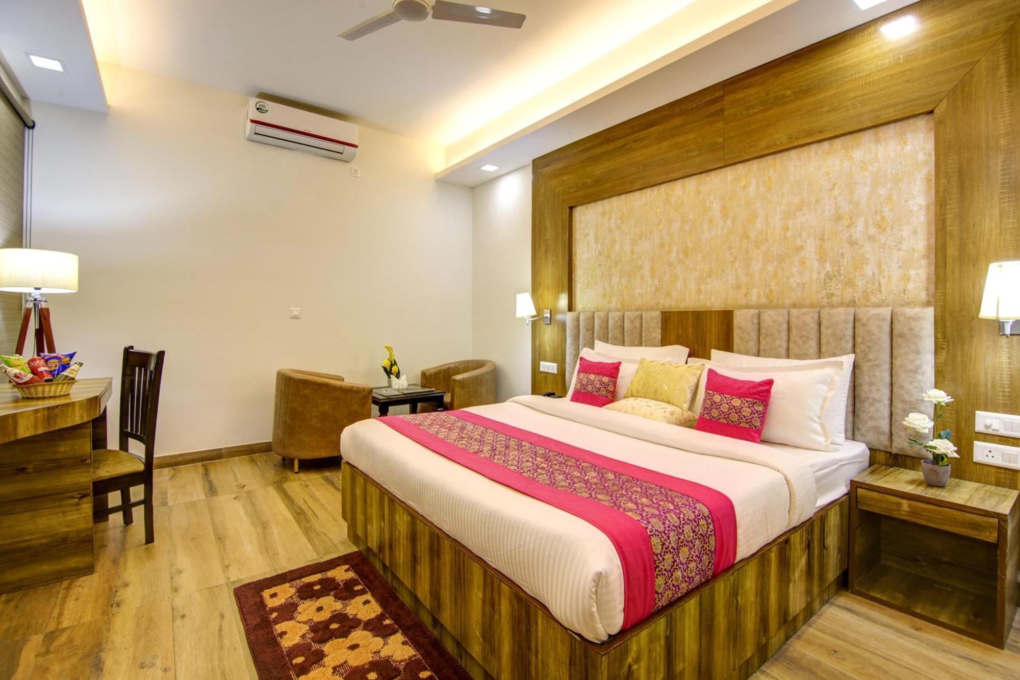 Hotel Prithvi-Raj Near Delhi Airport New Delhi Buitenkant foto