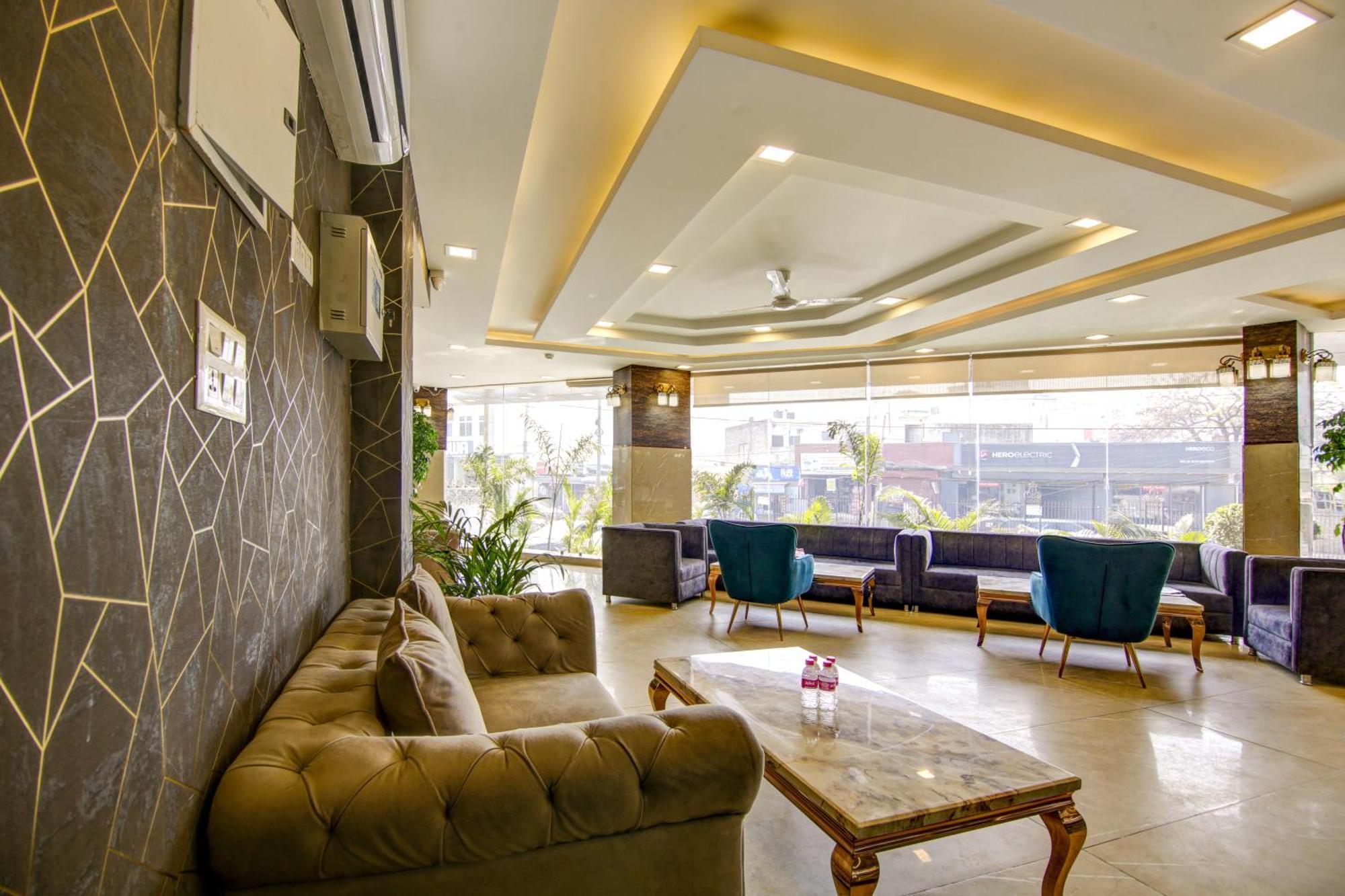 Hotel Prithvi-Raj Near Delhi Airport New Delhi Buitenkant foto