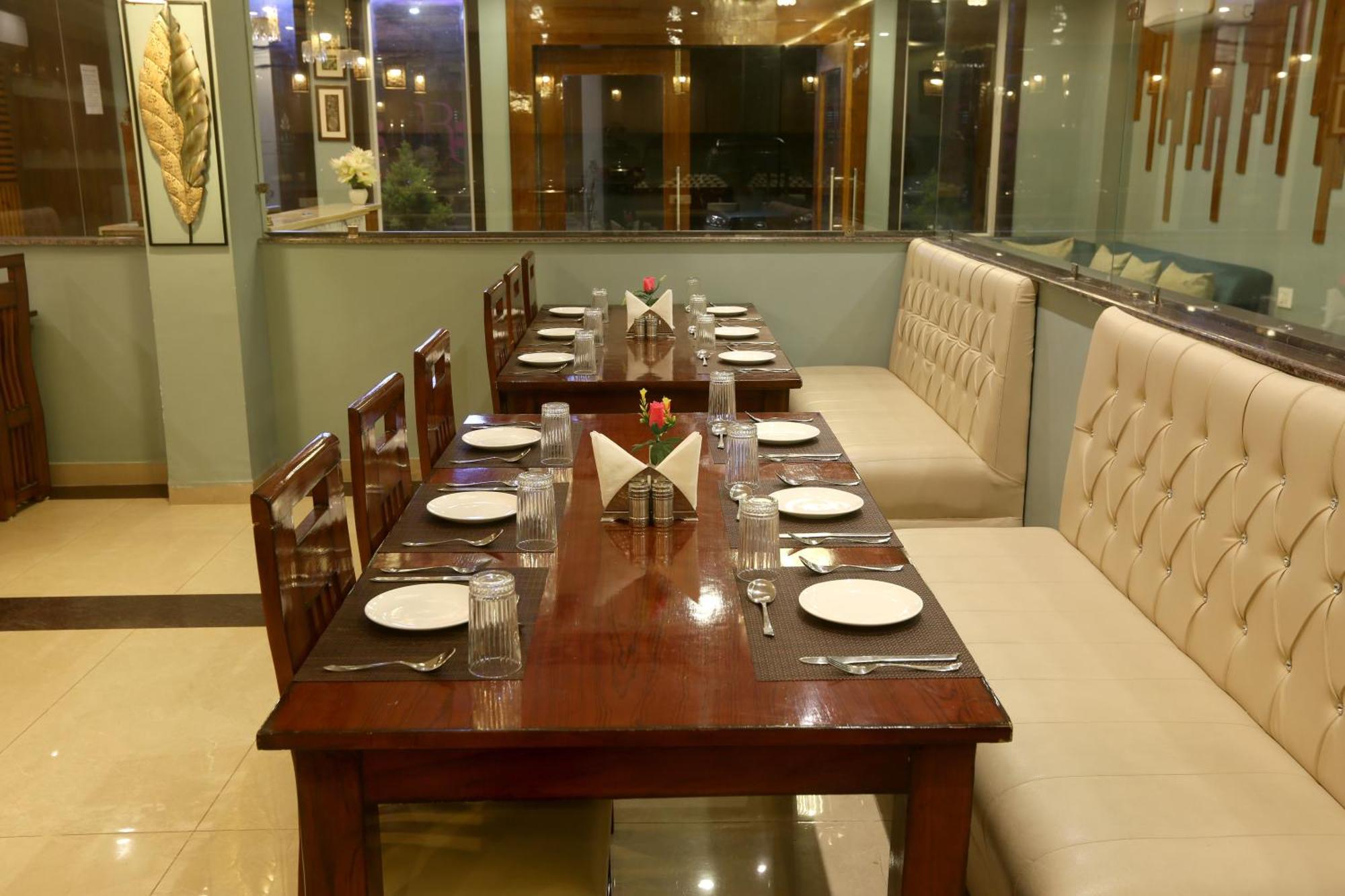 Hotel Prithvi-Raj Near Delhi Airport New Delhi Buitenkant foto